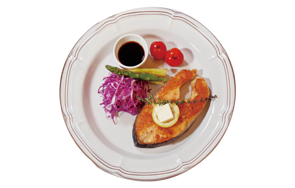 カナダ産 キングサーモンの香草グリル